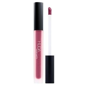 HUDA BEAUTY LIQUID MATTE LIPSTICK~~TROPHY WIFE~~0.17 fl oz/Full Size